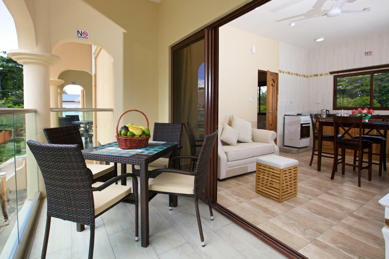 Stone Self Catering Apartment Grand Anse  Dış mekan fotoğraf
