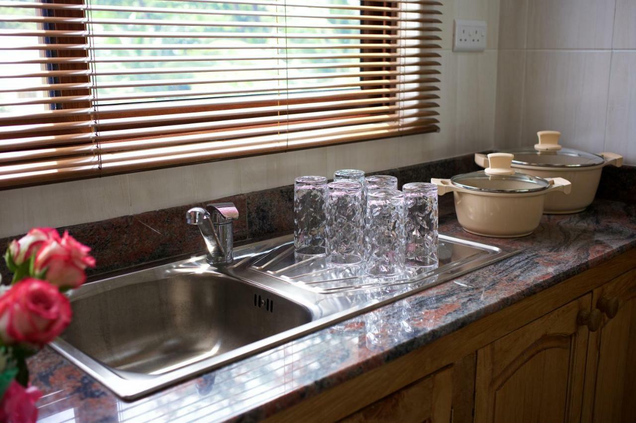 Stone Self Catering Apartment Grand Anse  Dış mekan fotoğraf