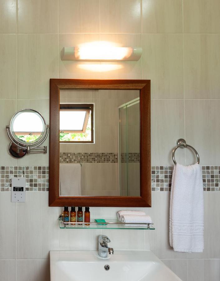 Stone Self Catering Apartment Grand Anse  Dış mekan fotoğraf